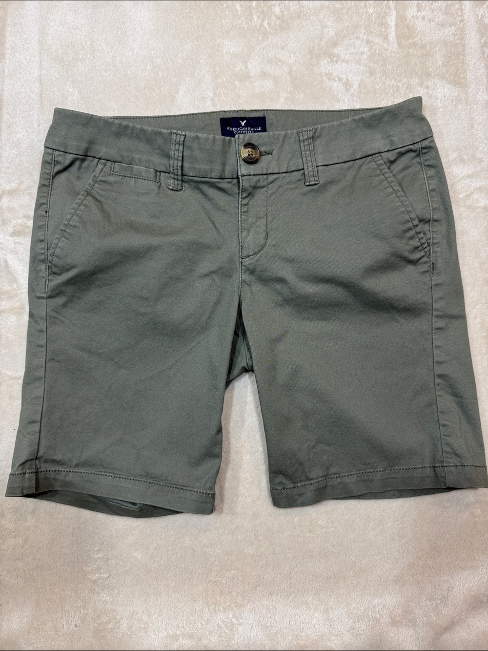 American Eagle Outfitters Olive Women’s Chino Bermuda Shorts